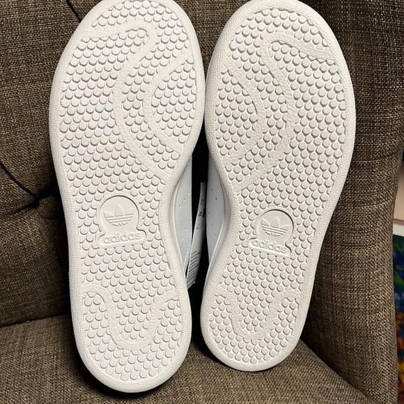 Adidas Stan Smith White Sneakers with Green Details kids size 3 new in box - Picture 10 of 11